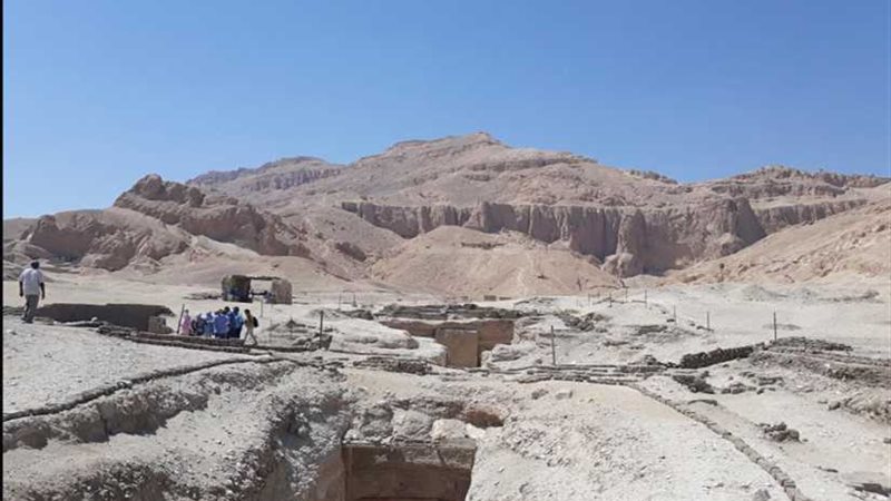 ‪كشف خبيئة لتوابيت