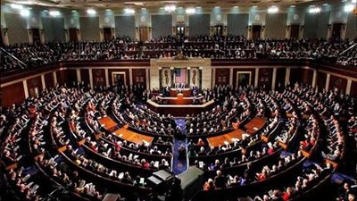 زعيم الديمقراطيين في مجلس الشيوخ يدعو الكونجرس للتصويت ضد سحب القوات الأمريكية من سوريا