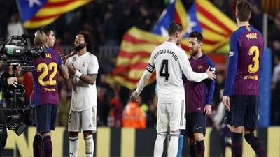 أزمة الكلاسيكو وحذاء ميسي الذهبي يتصدران صحف إسبانيا