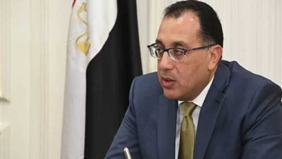 رئيس الوزراء يلتقي نائب رئيس شركة بوينج الأمريكية