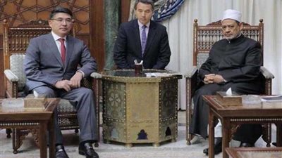 نشرة 24.. الإمام الأكبر يؤكد حاجة العالم لمراكز الحوار بين الأديان ووفد من المستثمرين يزور العلمين الجديدة