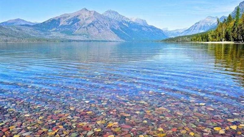 بحيرة ماكدونالد..