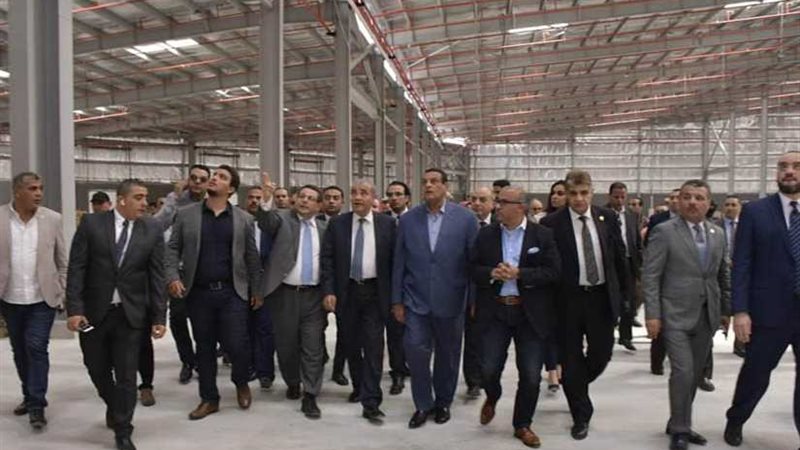 وزير التموين ومحافظ