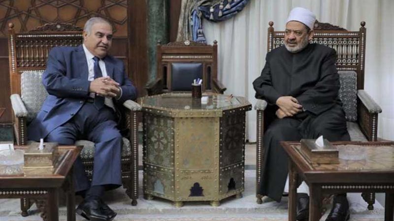 الإمام الأكبر يستقبل