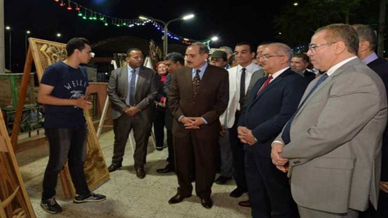 محافظ أسيوط يشهد