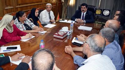 القليوبية تستعرض موقف تقنين وضع اليد والتصالح في المخالفات