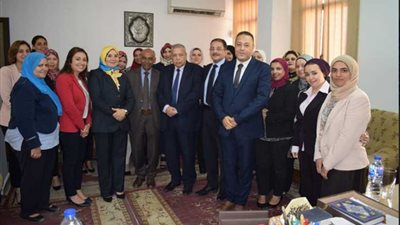 رئيس النيابة الإدارية يتفقد سير العمل بنيابات القاهرة