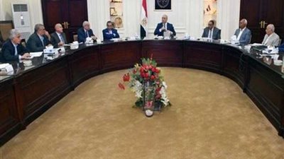 وزير الإسكان يلتقي الشركات المُنفذة للحدائق المركزية بالعاصمة الإدارية