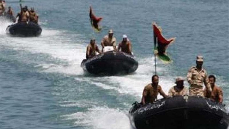 البحرية الليبية تنقذ