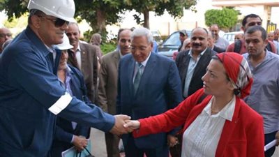 وزيرة البيئة تتابع خطة تطوير مصنع سماد طلخا