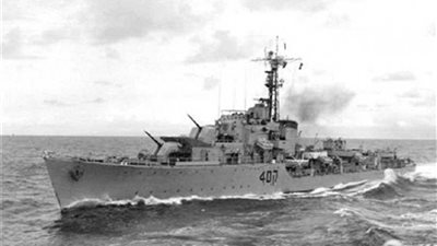 52 عاماً على أول عملية عسكرية يتمكن خلالها زورق من إغراق مدمرة.. (فيديو وصور)