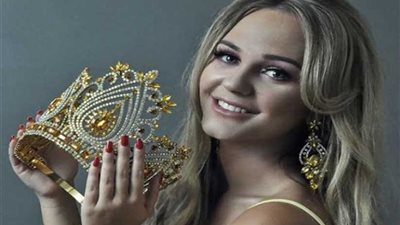 ملكة جمال عزباء لأن مظهرها 