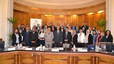 تكريم جامعة دمنهور بملتقى مراكز القياس والتقويم