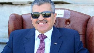 رئيس هيئة قناة السويس يطالب المواطنين بعدم الالتفات للشائعات