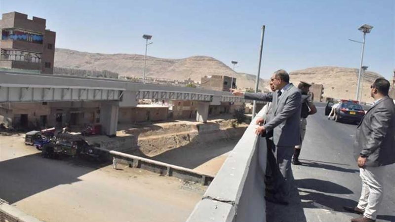 محافظ أسيوط يتفقد