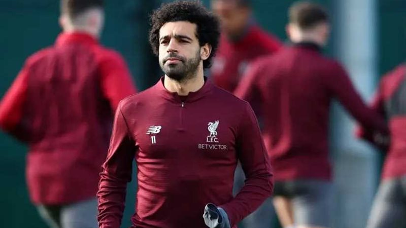 عاجل.. صلاح يعود