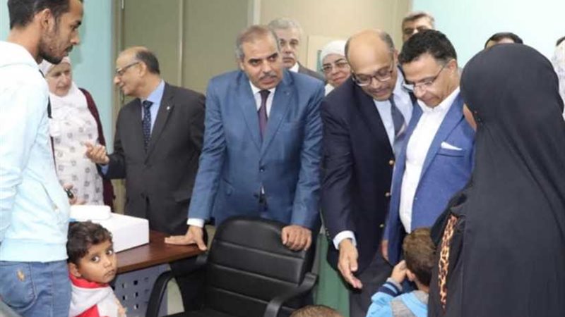 المحرصاوي يزور أطفال