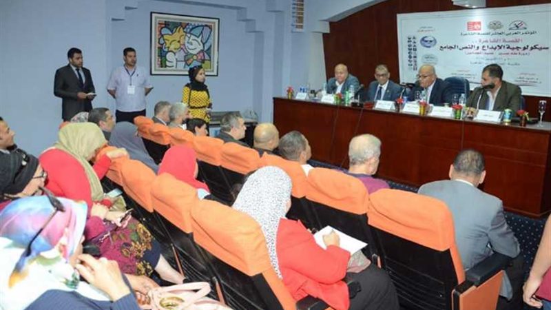 القصة الشاعرة يؤيدون