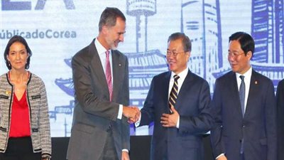 الرئيس الكوري الجنوبي يقترح تعزيز العلاقات مع إسبانيا