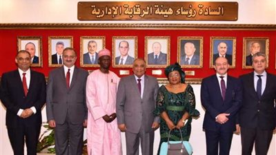 رئيس الرقابة الإدارية يلتقي المفوضة للرقابة العليا بالكاميرون