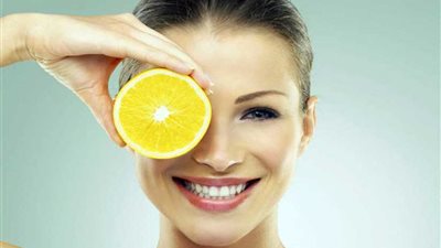 الجذر والبرتقال والليمون لنضارة بشرتك في الشتاء