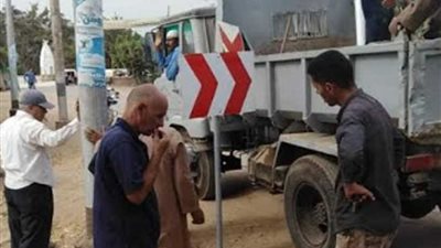 لوحات إرشادية ورفع كفاءة طريق بحر سيف بـ