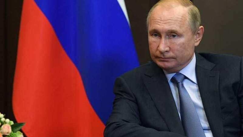 بوتين يتعهد بتعزيز