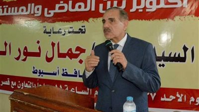 محافظ أسيوط يشهد الندوة التثقيفية 
