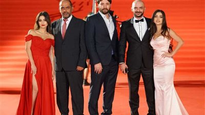 بالصور.. أبطال فيلم 