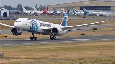 اليوم.. مصر للطيران تبدأ تشغيل رحلاتها لنيويورك بطائرة الأحلام