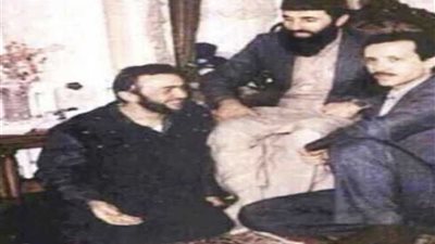 الأغا التركي من الركوع أمام 