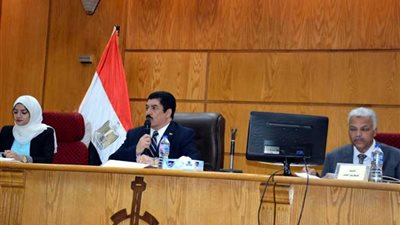 محافظ القليوبية يشدد على ضرورة التأهب والاستعداد لمواجهة فصل الشتاء