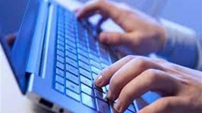 ضبط 261 قضية ابتزاز مادي ونصب على المواطنين عبر شبكة الإنترنت