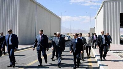 نشرة 24.. الرئيس السيسي يقوم بجولة تفقدية في شرم الشيخ