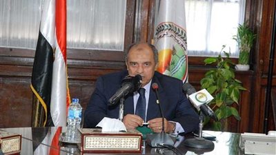 وزير الزراعة يؤكد ضرورة الاستفادة من التقنيات الحديثة لتحقيق 