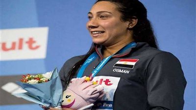 فريدة عثمان.. فراشة السباحة المصرية العالمية والأوليمبية