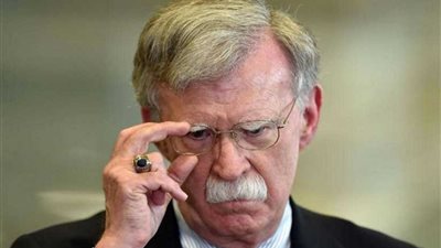 استدعاء بولتون للشهادة في تحقيق عزل ترامب