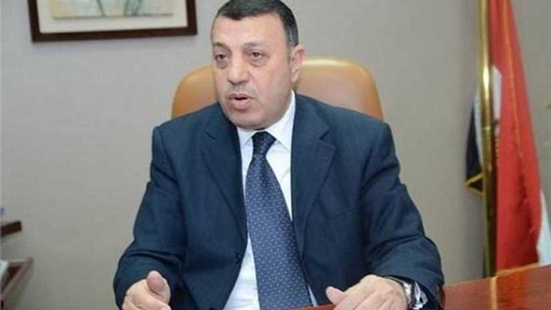 مستشار وزير المالية