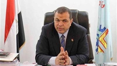 القوى العاملة: صرف 430 مليون جنيه إعانات طوارئ