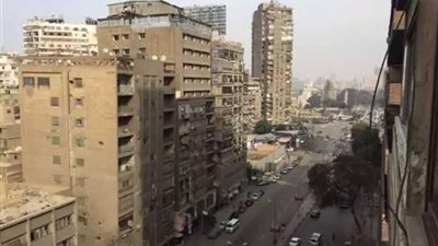 محافظ الجيزة : إزالة عقار مائل يمثل خطورة على السكان بالدقى