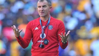 ميتشو يشكو من ملعب الزمالك