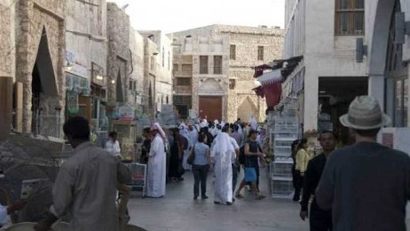 القطريون يصرخون من