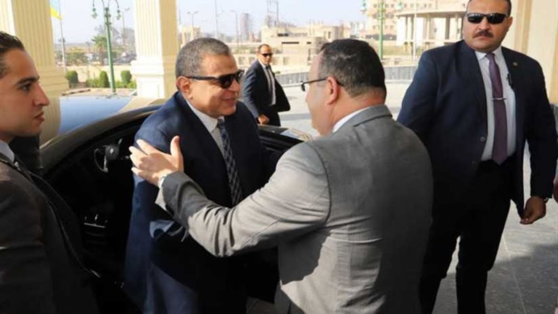 محافظ الإسكندرية