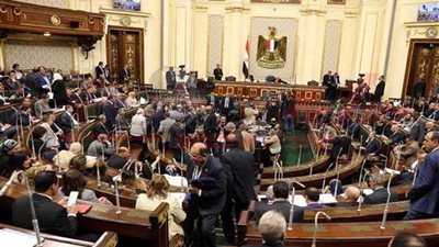 البرلمان يطالب الحكومة بتقديم تقرير غدا بشأن أزمة الأسمدة وارتفاع أسعارها