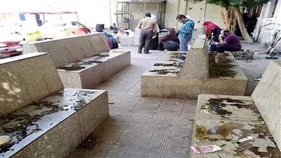 القبض على موظف الأمن بقصر العيني المتهم بسكب الزيت على المقاعد