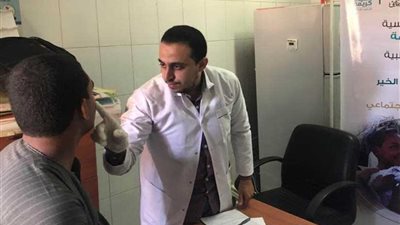 إجراء 1270 عملية لمرضى العيون بالقرى الأكثر احتياجًا بأسيوط