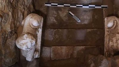 الآثار تعلن كشف مقبرة جديدة بسقارة‎