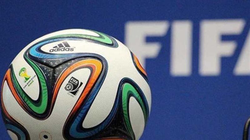 حكمان جزائريان يشاركان