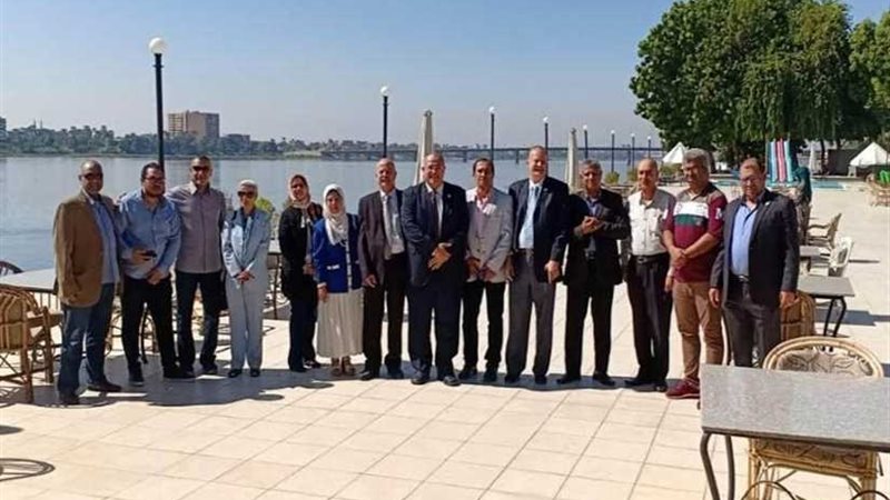 وضع حجز الأساس لنادي