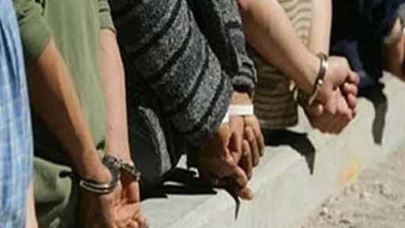 القبض على 5 أشخاص